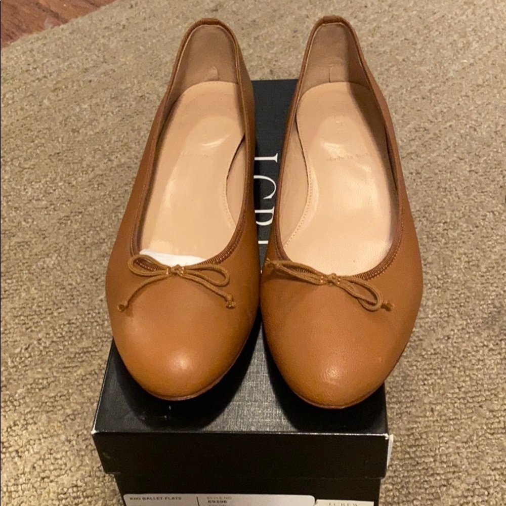 Women’s J Crew tan flats